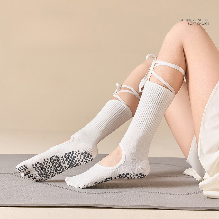 Women's Lace-Up Grip Yoga Sock - огляд і ціна Sports Grip